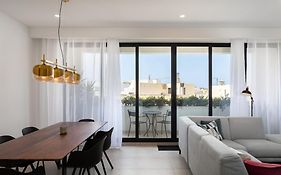 Modern 1Br Spacious Apartment With Terrace - Close To St Thomas Bay