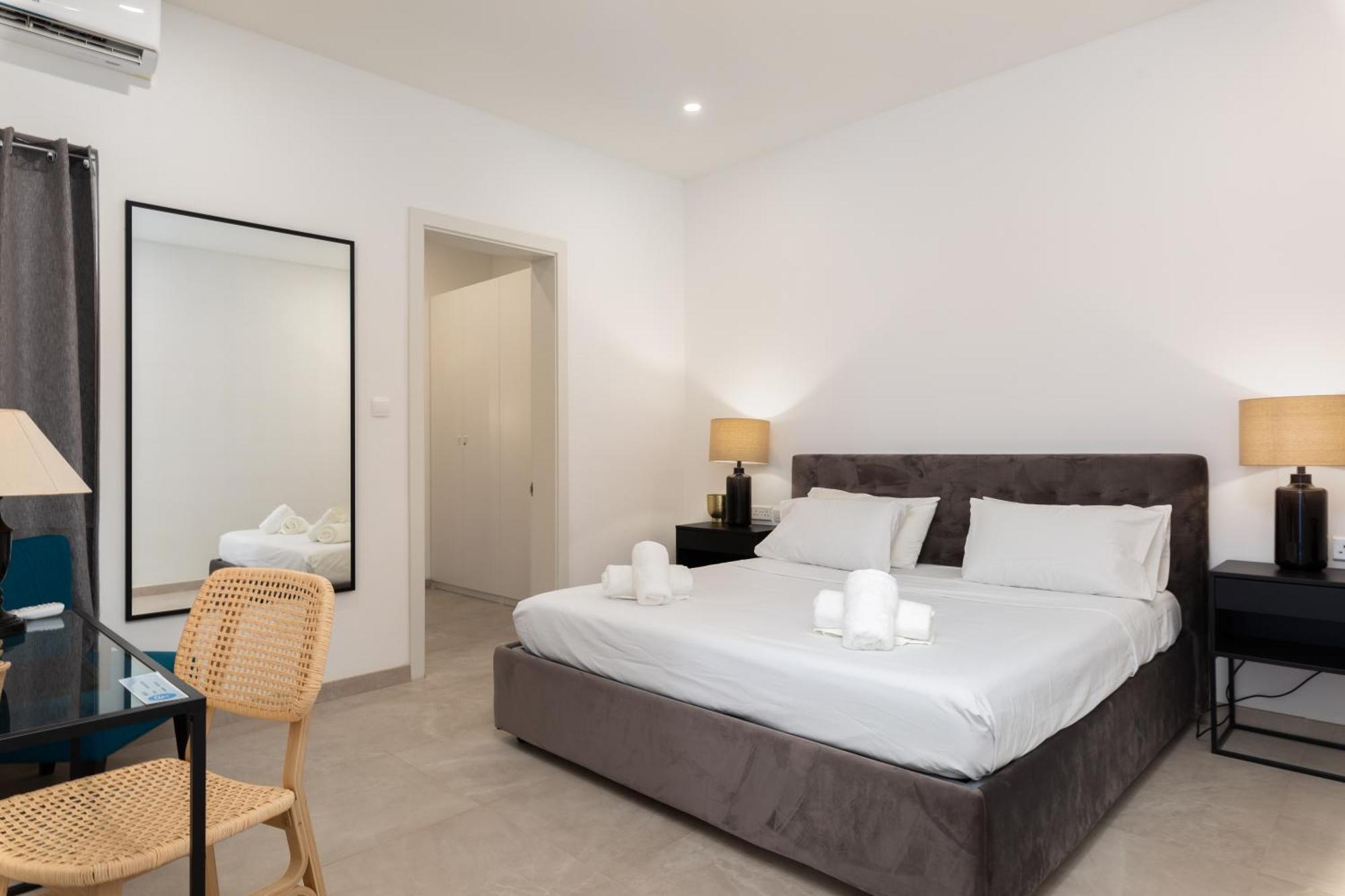 Modern 1Br Spacious Apartment With Terrace - Close To St Thomas Bay Marsaskala Exterior foto